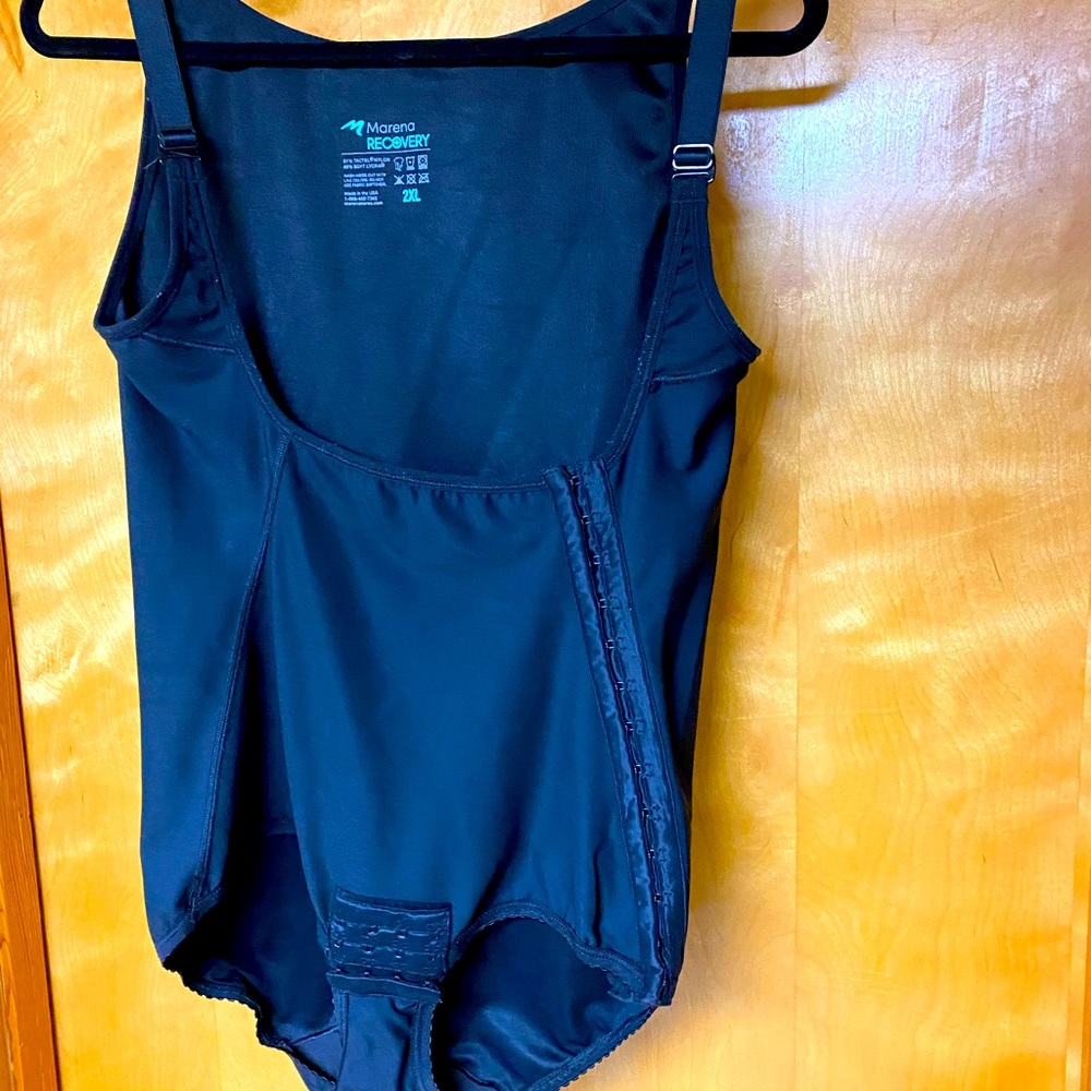 Excellent Condition, Marena Compression! - image 1